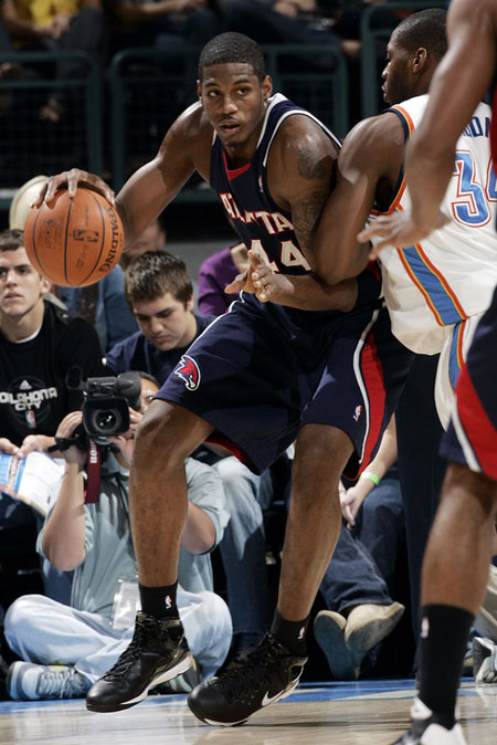 4次助攻 4次助攻