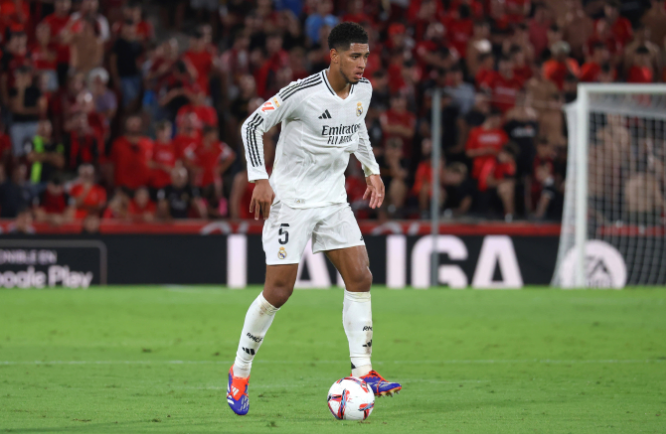 都在向他倾 都在向他倾