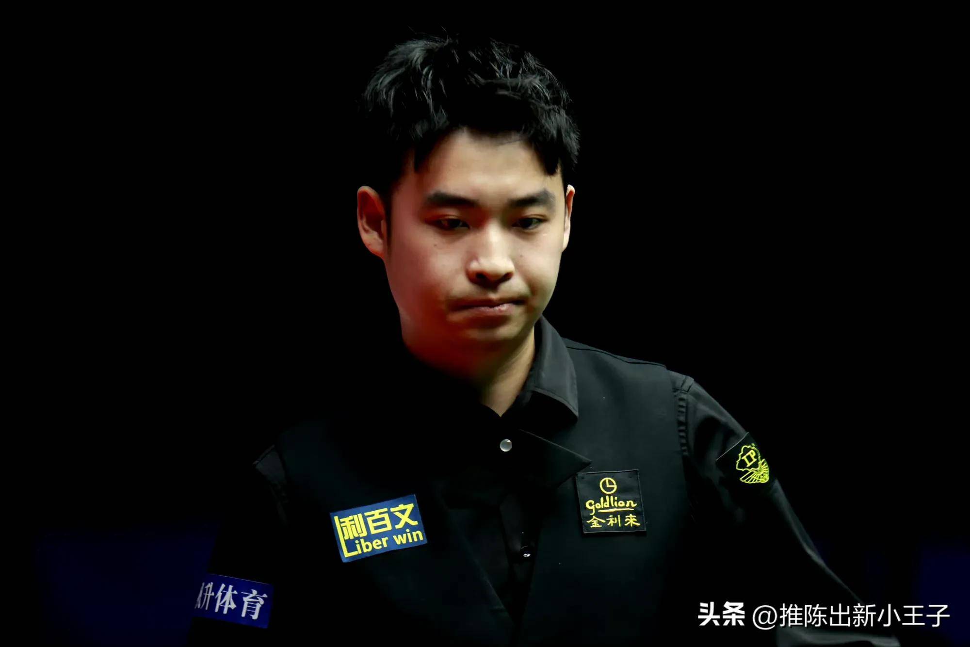 边锋内收与 边锋内收与