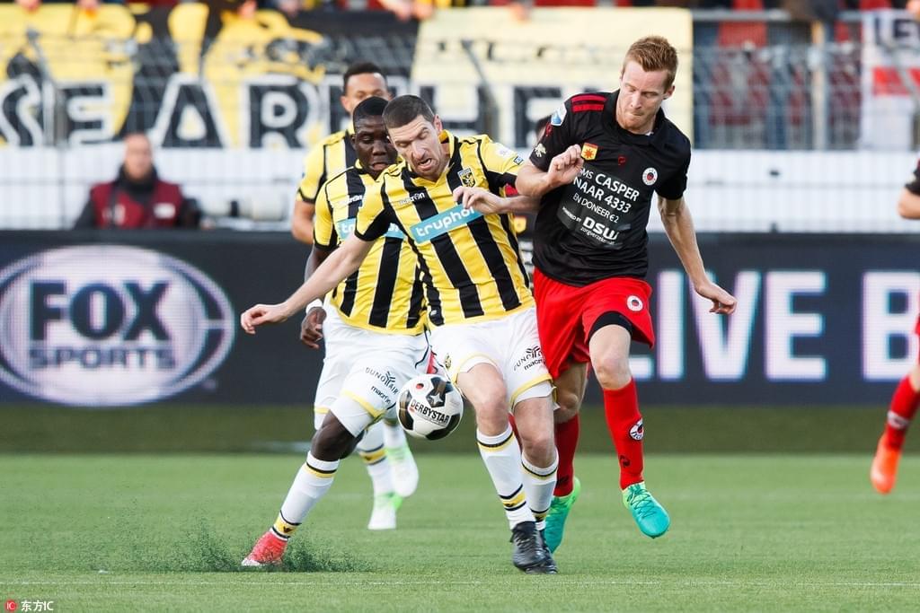 的隐形底座 的隐形底座