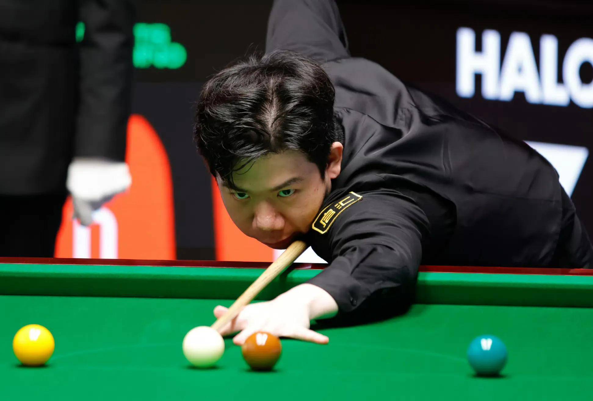 白给或起飞 白给或起飞